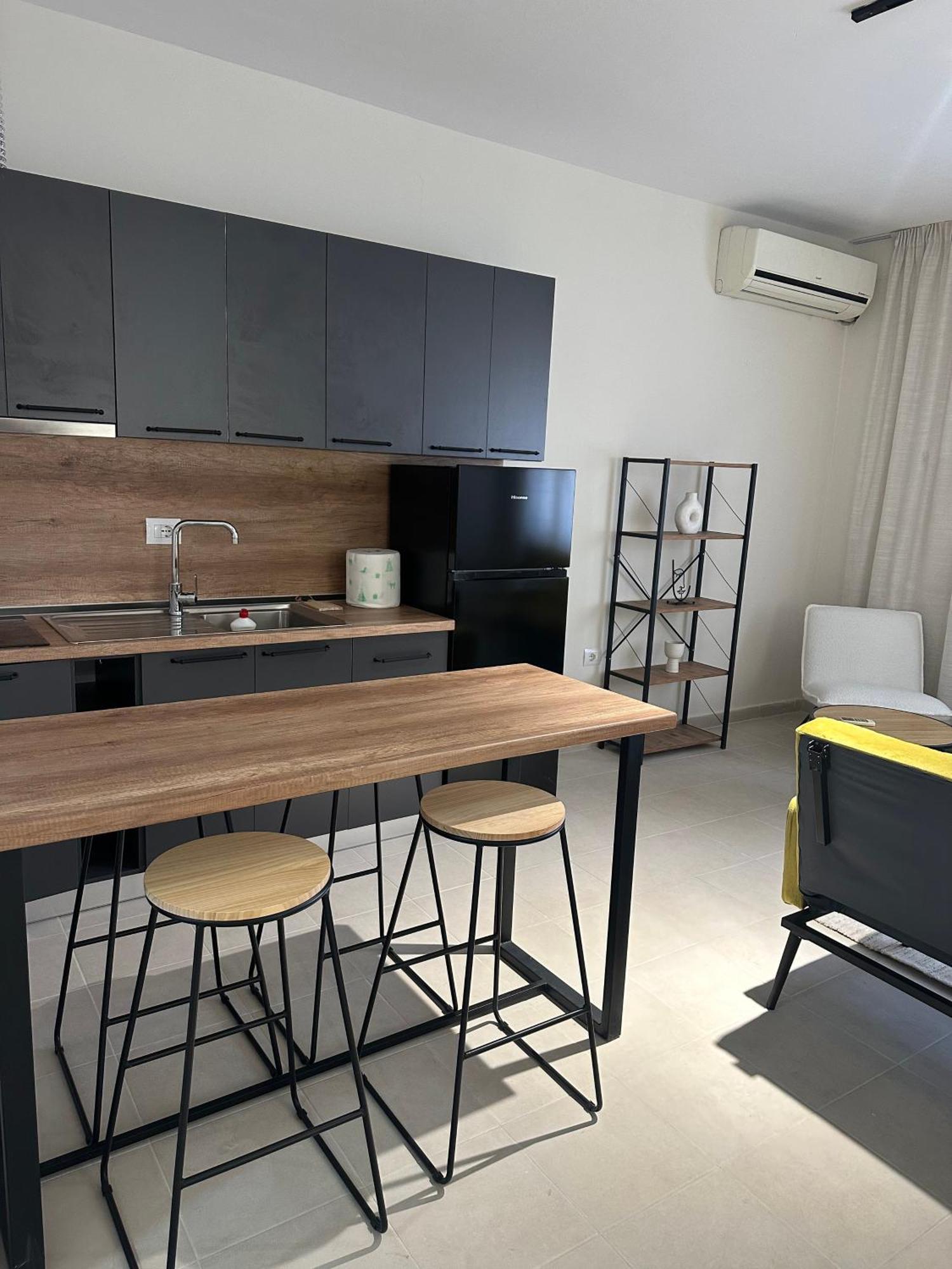 New Bazar - 2 Rooms Apartment Тирана Екстериор снимка